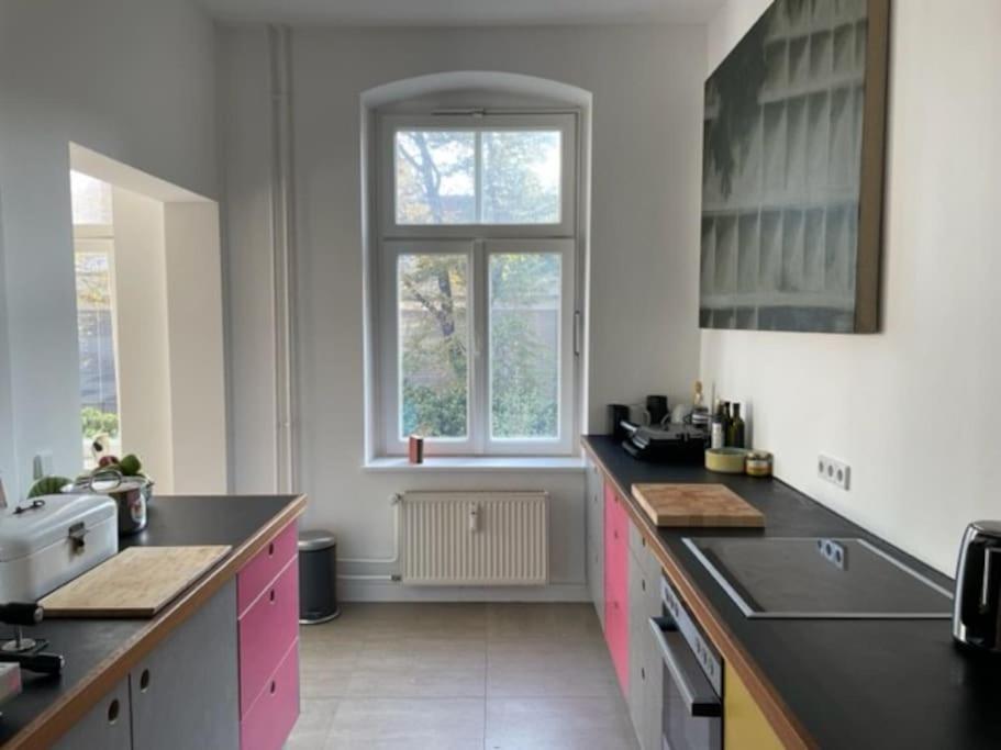 Wunderschoene, Grosszuegige Altbauwohnung In Mitte Berlijn
